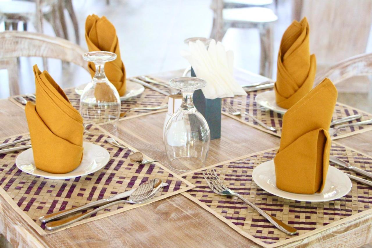 Nivadoo Resort Sigiriya Exterior foto A table set for fine dining