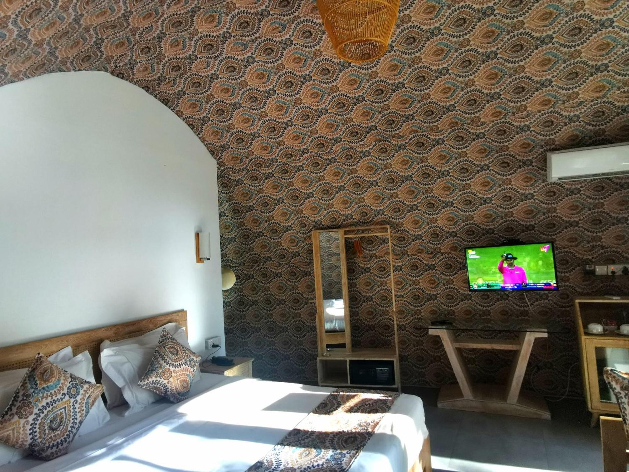 Nivadoo Resort Sigiriya Exterior foto A room at the hotel